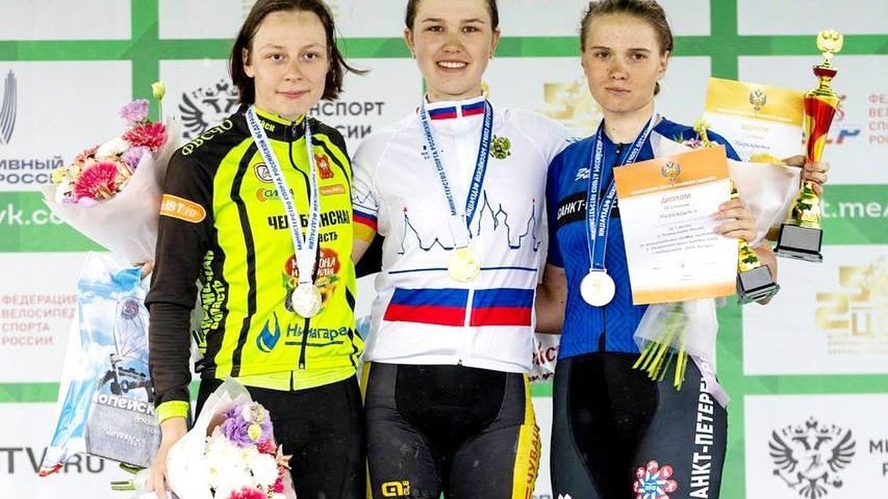 Главная картинка новости: Чувашские велогонщики завоевали медали на всероссийских соревнованиях