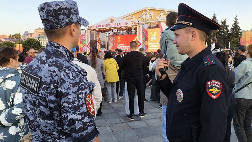 Главная картинка новости: В Чувашии обеспечили порядок и безопасность на празднике Республики