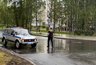 Миниатюра новости: В ГАИ поставили жирную точку: до какого возраста можно водить машину - пенсионерам озвучили действующие ограничения