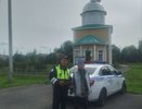 Чувашские инспекторы ДПС спасли пожилого мужчину на оживлённой трассе