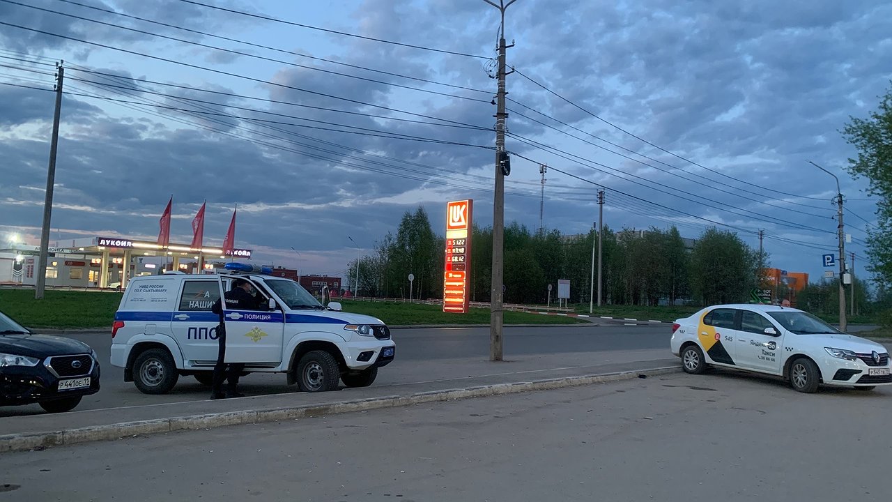 Главная картинка новости: Полностью перестанут заправлять с 15 июля. Автомобилистов ждет неожиданность на АЗС