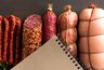 Миниатюра новости: Эксперты назвали лучшие марки колбасы: там чистое мясо – можно смело брать