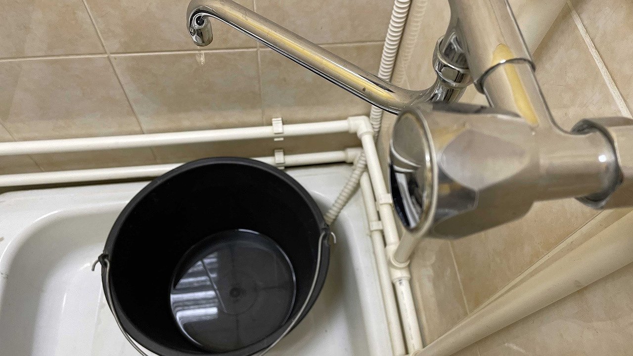 Главная картинка новости: Восстановление горячего водоснабжения в Чебоксарах держат под контролем республиканские власти