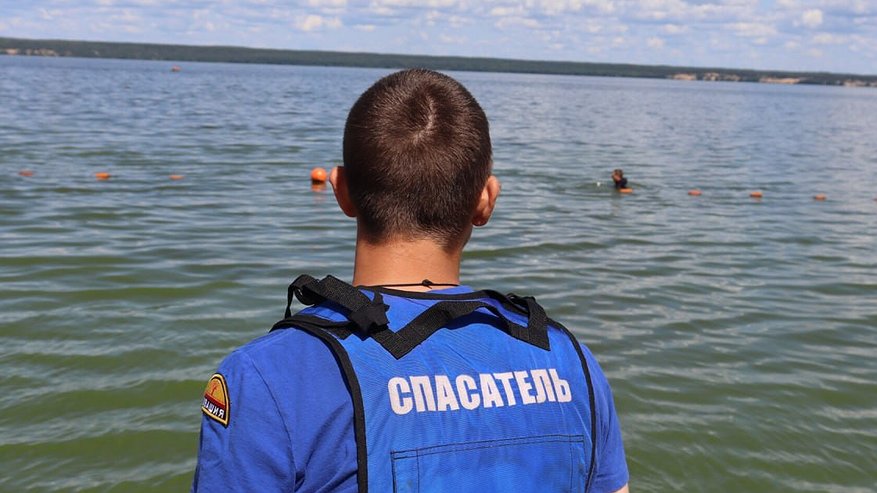 Главная картинка новости: Чувашия усиливает меры безопасности на водоемах после серии трагических случаев
