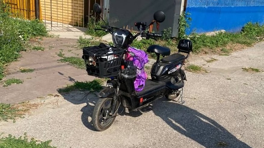 Главная картинка новости: Чебоксарский лихач на электротранспорте попался на тройном нарушении