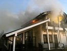 В Чувашии ночью вспыхнул деревянный гостевой дом
