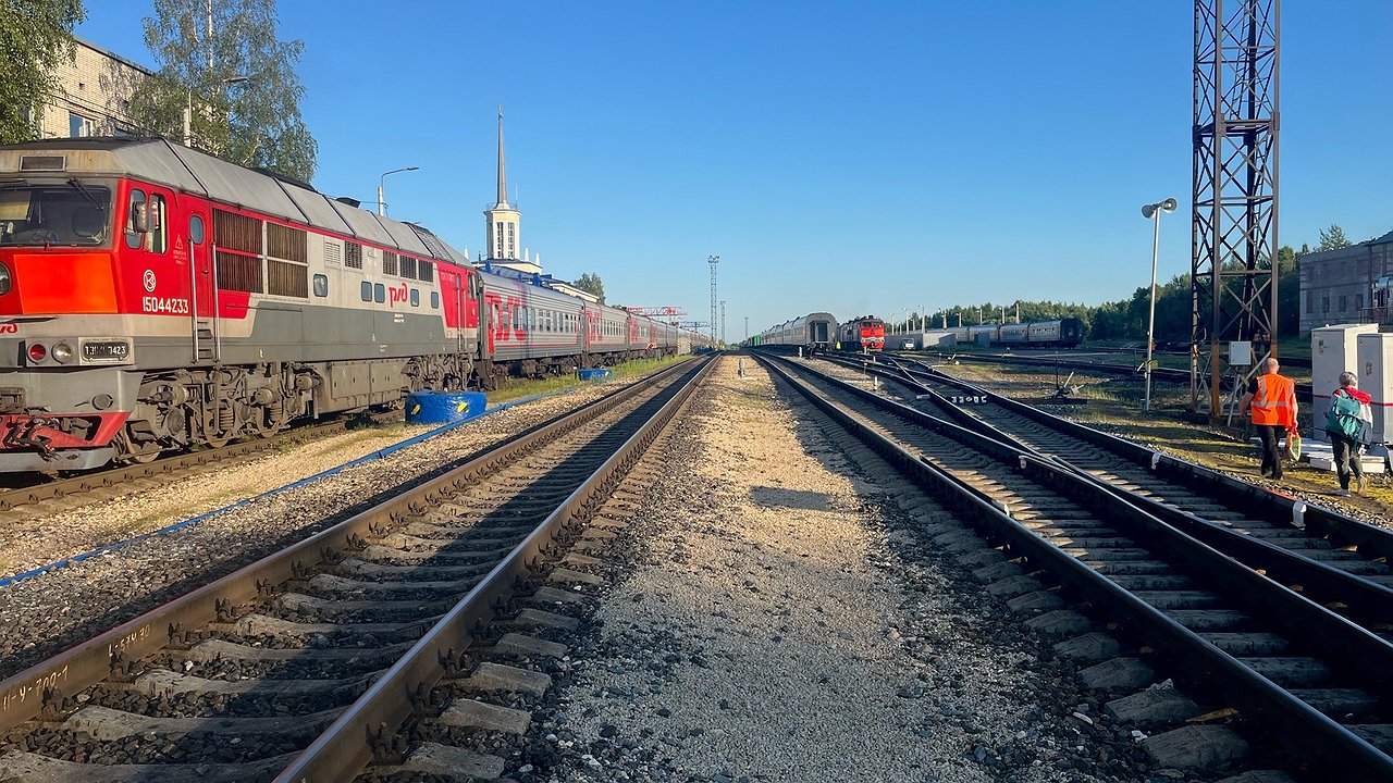 Главная картинка новости: Люди в ярости сдают свои билеты — в поезде теперь полностью запрещается — как теперь летом будут ездить пассажиры РЖД