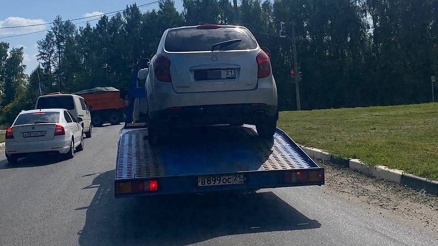 Главная картинка новости: Стражи порядка в Чувашии задержали угонщика иномарки