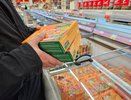 Подруга-продавец рассказала – для чего люди берут в "Светофоре" по 10-20 палок колбасы и по 20 кг сосисок
