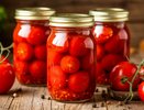 Каждый год делаю помидоры по-фински на зиму без уксуса и зелени (храню в квартире)