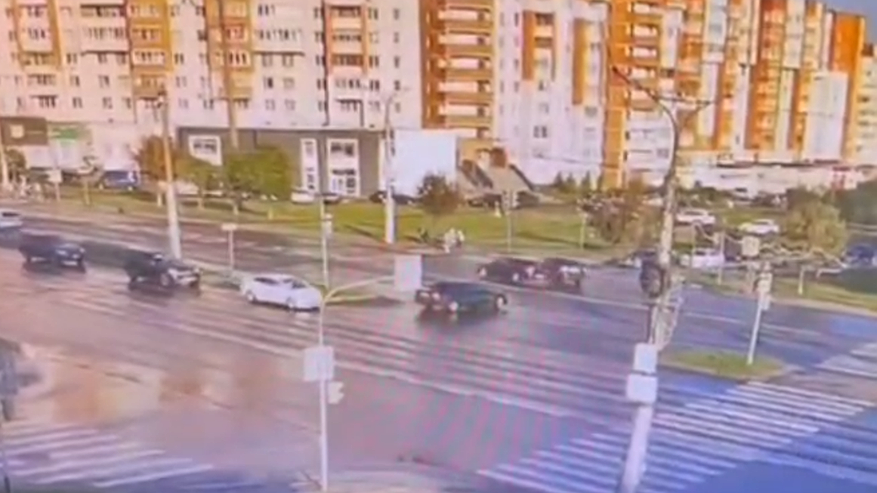 Главная картинка новости: В Чебоксарах в ДТП пострадала беременная: ГАИ расследует обстоятельства