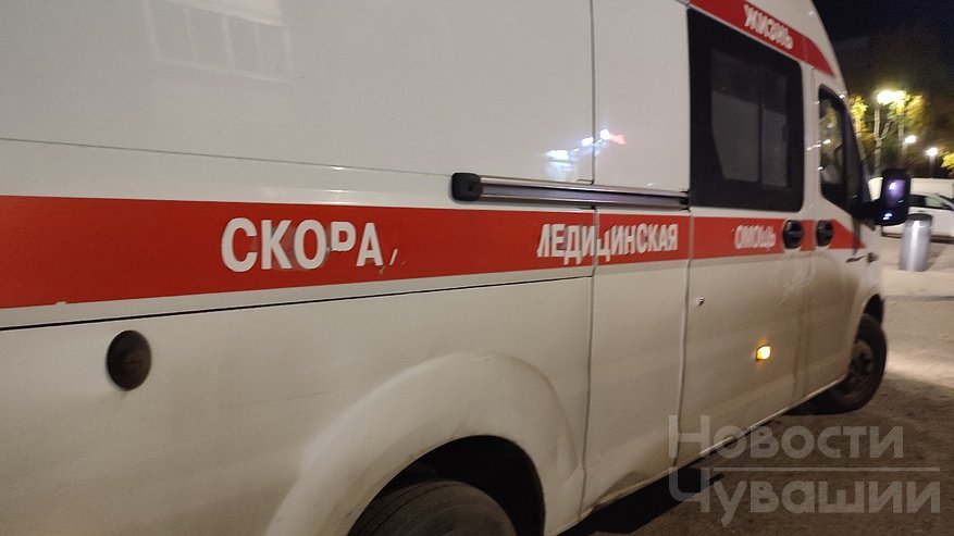 Главная картинка новости: В Чебоксарах бригада "скорой" вернула к жизни пациента в состоянии клинической смерти