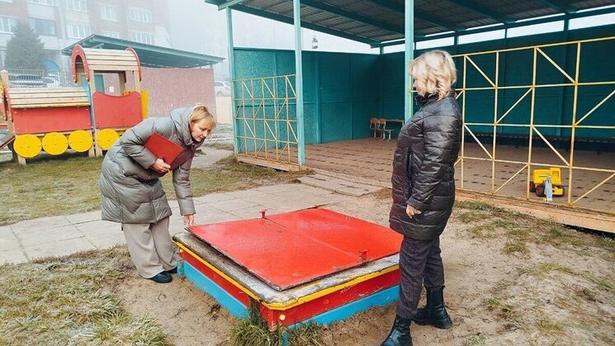 Главная картинка новости: Администрация Чебоксар инициировала внеплановые проверки площадок в школах и садах