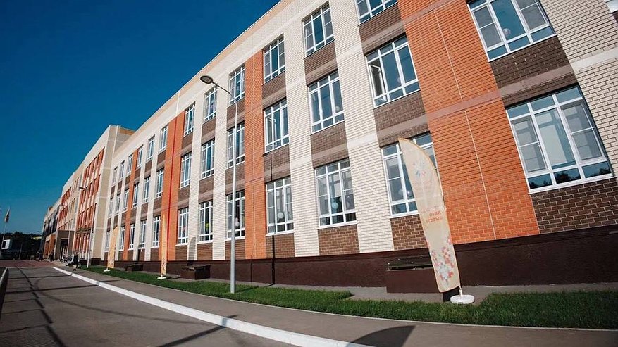 Главная картинка новости: Рособрнадзор отметил школы Чувашии за выдающиеся образовательные показатели