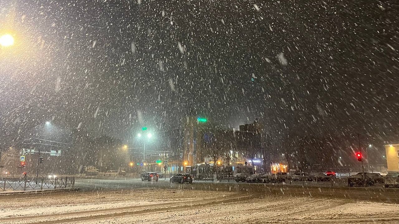 Главная картинка новости: В Чувашии объявили неделю «мягкой зимы» с метелями и гололедом