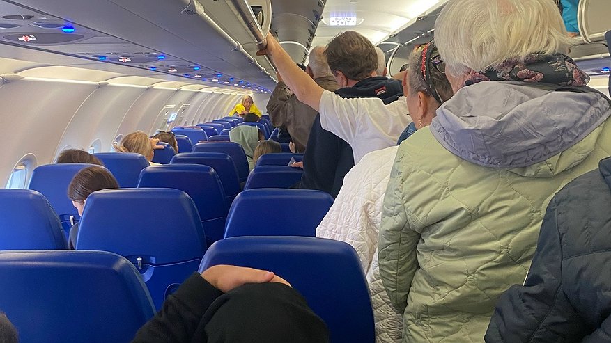 Главная картинка новости: Авиакомпания "С7 Аирлайнс" выполнила первый рейс из Новосибирска в Чебоксары